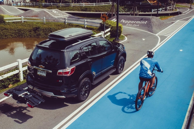 man nhan voi bo anh cuc chat cua chevrolet colorado storm va trailblazer