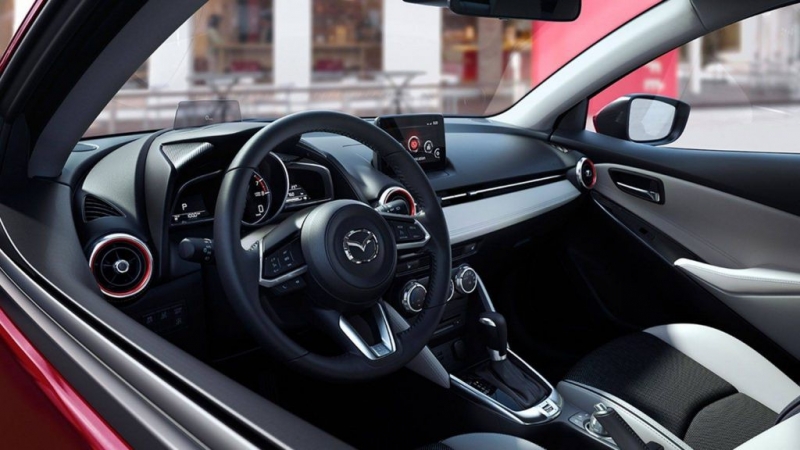 mazda2 nhap khau gia du kien tu 509 trieu dong