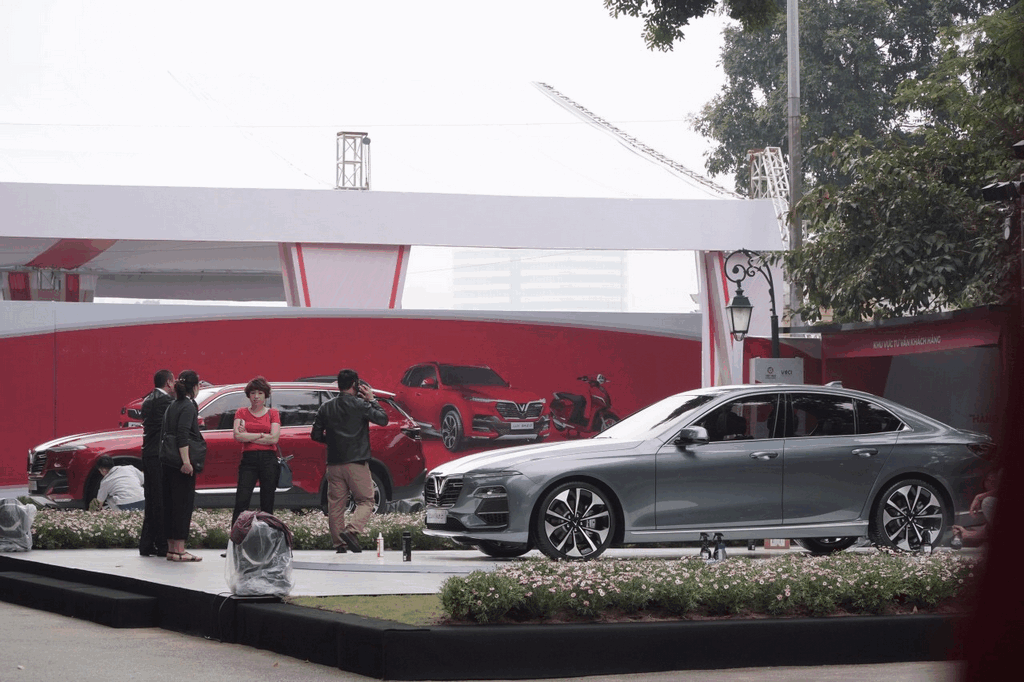 he lo hang nong vinfast truoc gio ra mat