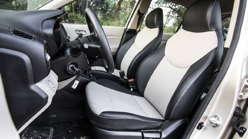 chi tiet ve hyundai santro doi thu moi cua fadil wigo brio