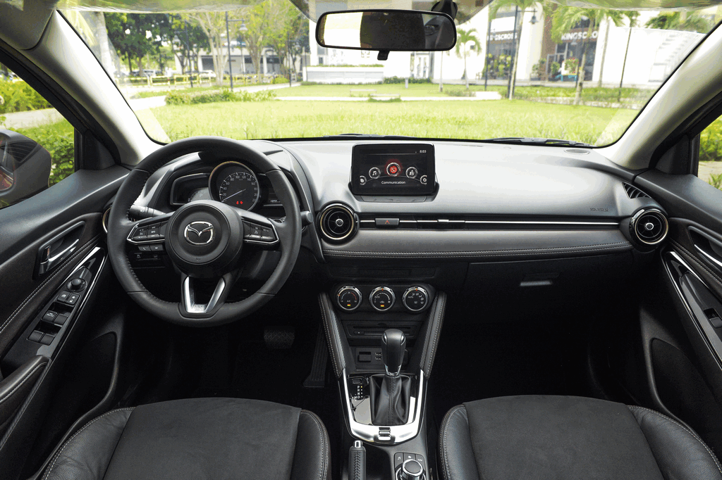 chum anh mazda2 2019 tai viet nam