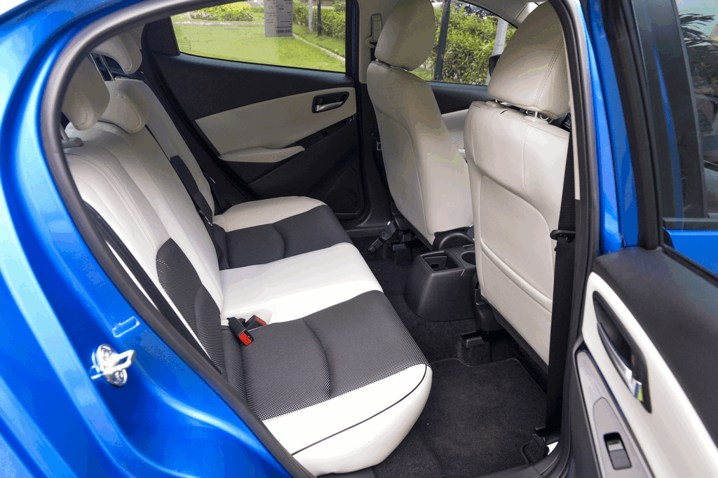 chum anh mazda2 2019 tai viet nam