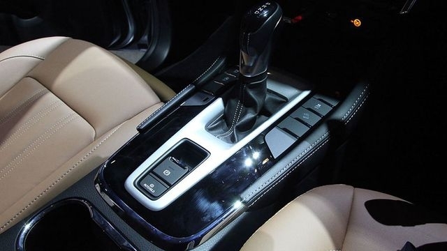 Isuzu mu-X 2021 tại thị trường Thái Lan