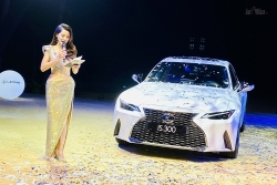 Lexus IS300 2021 giá từ 2,13 tỷ đồng tại Việt Nam