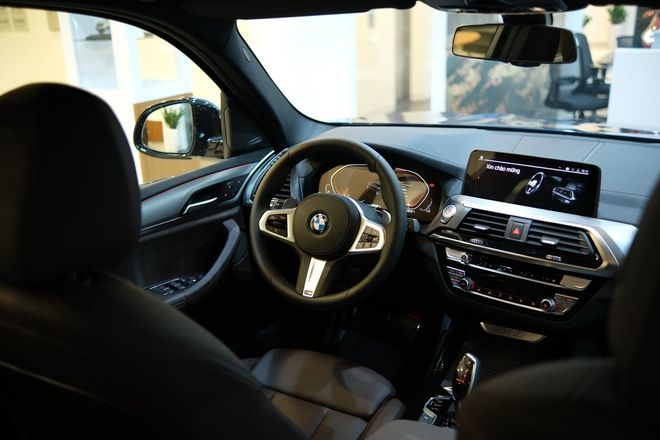 BMW X3 M Sport 2021 thêm trang bị, tăng giá bán