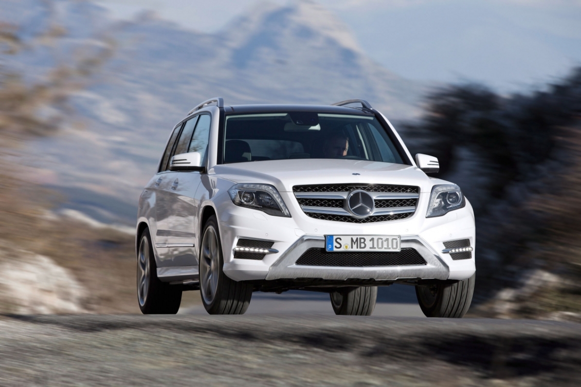Mercedes-Benz GLK 300 4Matic bị triệu hồi do lỗi túi khí.
