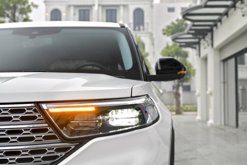 Ford Explorer 2022 chốt giá 2,366 tỷ đồng tại Việt Nam