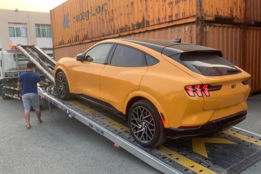 Xe điện Ford Mustang Mach-E đầu tiên cập bến tại Việt Nam Xe điện Ford Mustang Mach-E đầu tiên cập bến tại Việt Nam