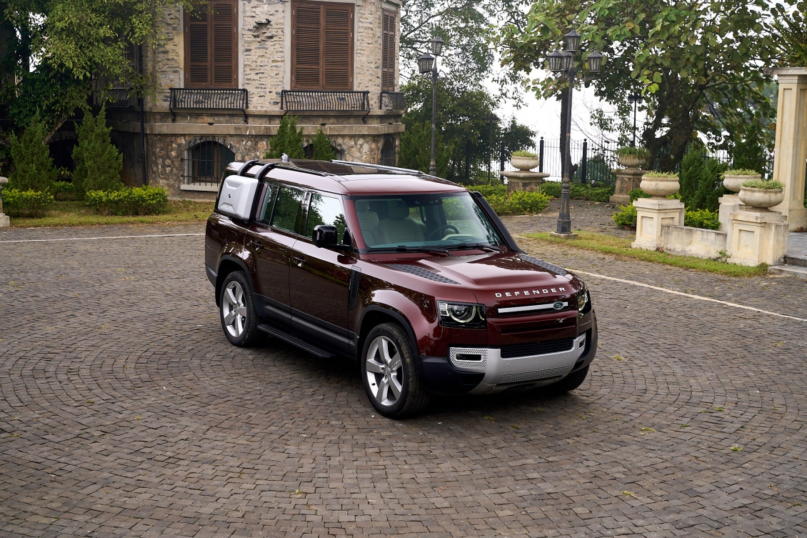 Land Rover Defender 130 Land Rover Defender 130