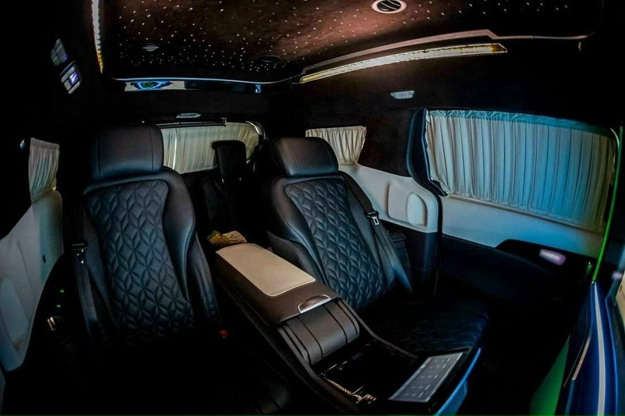 Kia Carnival Royal 2023 Kia Carnival Royal 2023