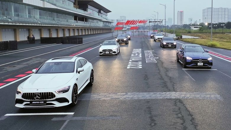 Hàng loạt xe sang Mercedes tại Việt Nam tăng giá bán, cao nhất 800 triệu đồng