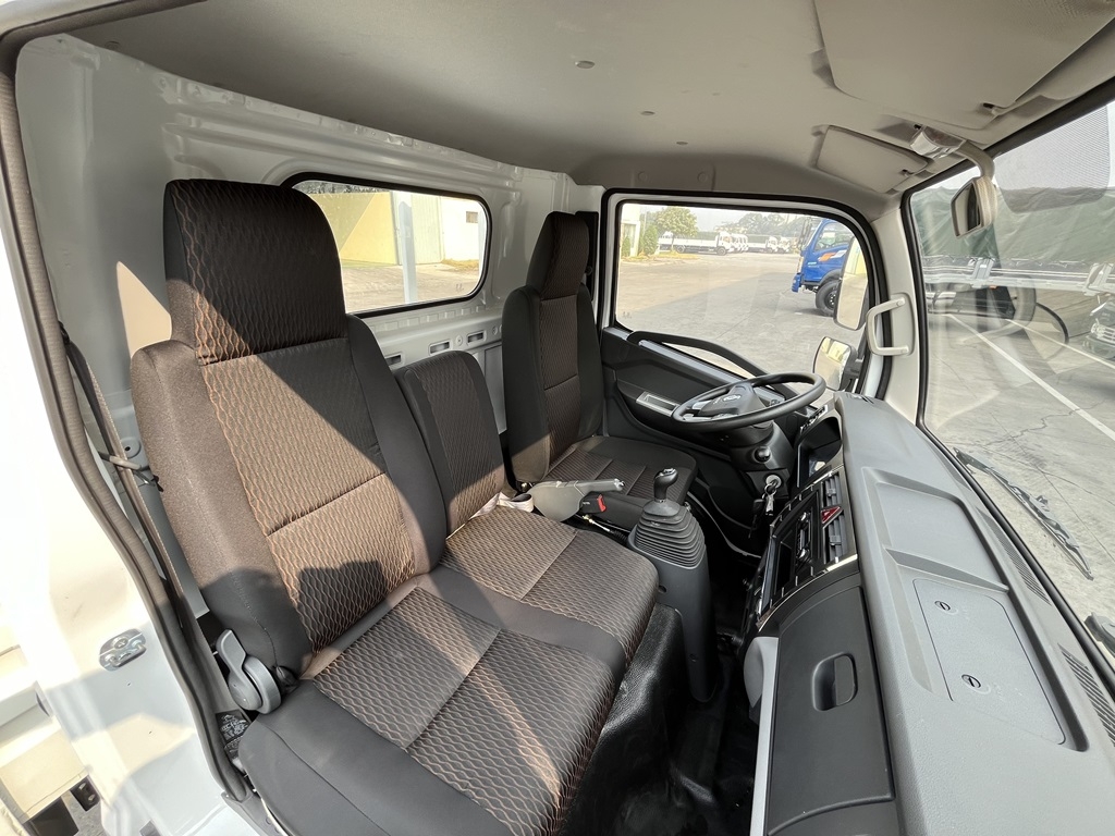 TMT Motors ra mắt 2 mẫu xe tải nhẹ đô thị