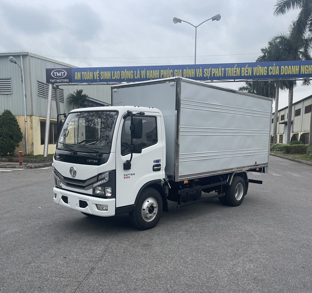 TMT Motors ra mắt 2 mẫu xe tải nhẹ đô thị