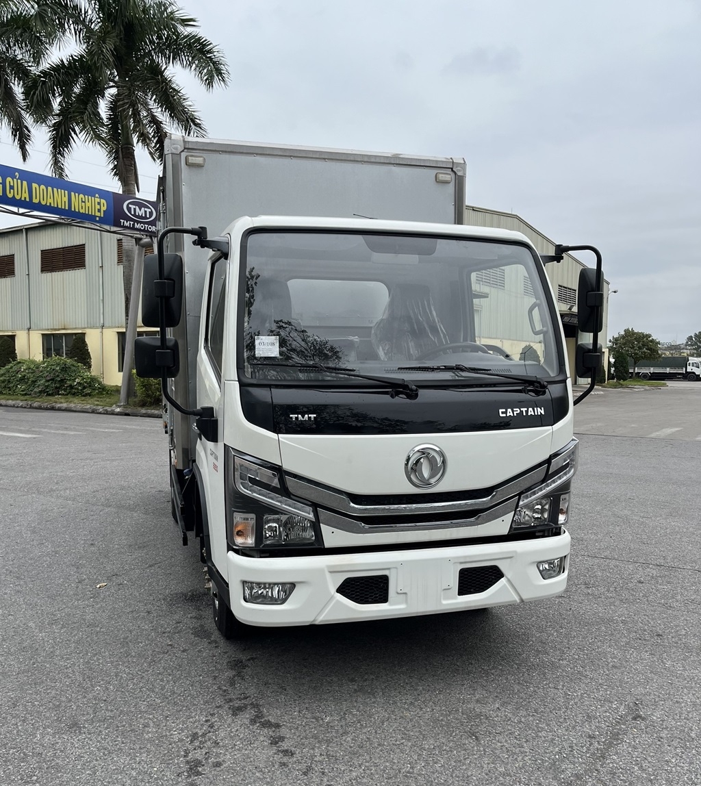 TMT Motors ra mắt 2 mẫu xe tải nhẹ đô thị