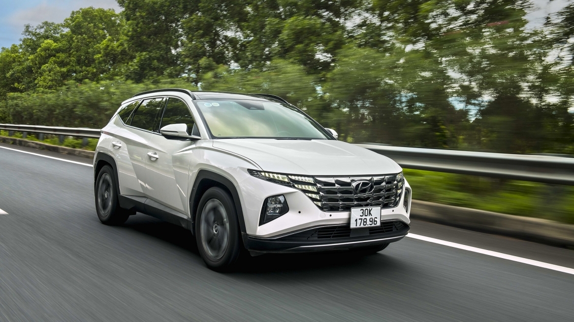 Hyundai Tucson giảm hơn 30 triệu đồng tại đại lý