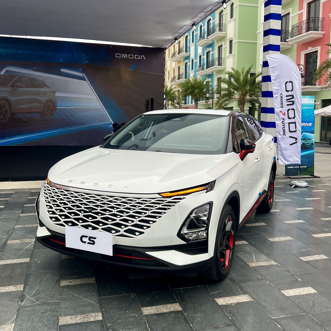 Cận cảnh Omoda C5 2024 tại Việt Nam