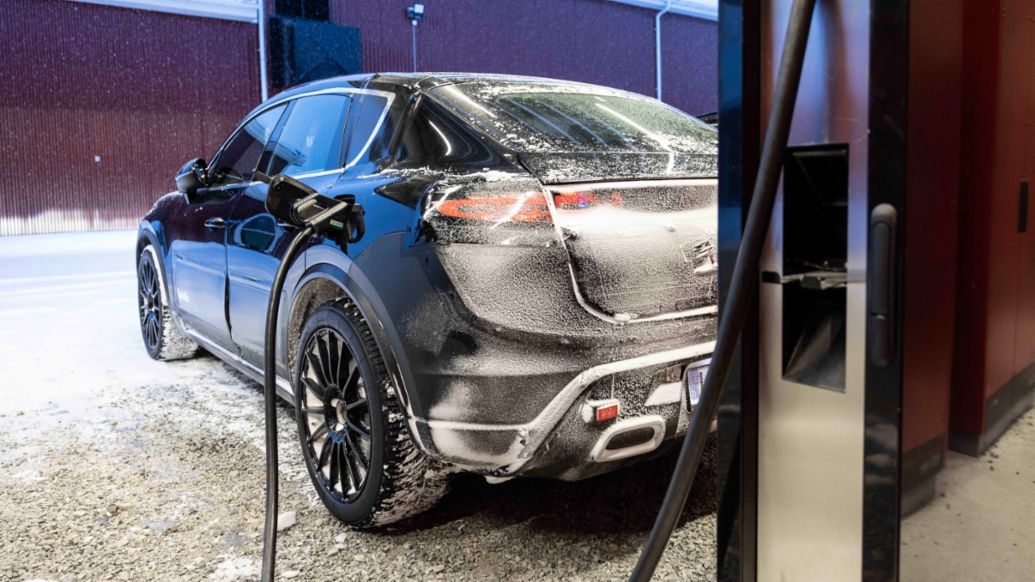 Porsche Macan thế hệ mới đạt bước tiến về hiệu suất và hiệu quả