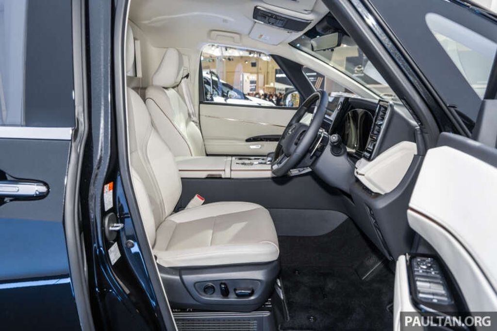 Lexus LM 2024 sắp ra mắt Việt Nam