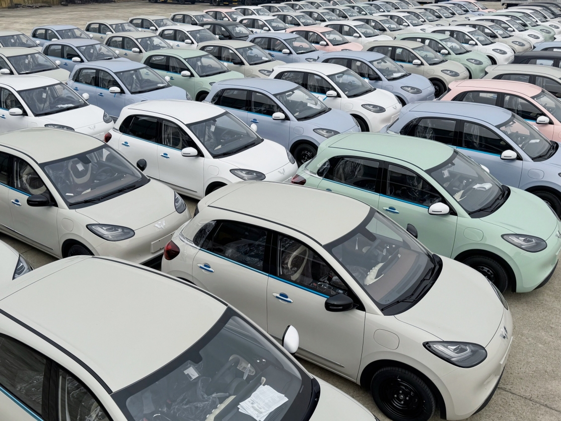 TMT Motors bàn giao lô xe Wuling Bingo đầu tiên cho khách hàng