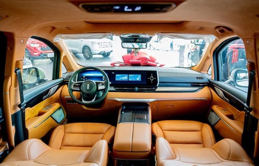 GWM Wey rục rịch về Việt Nam, cạnh tranh Toyota Alphard