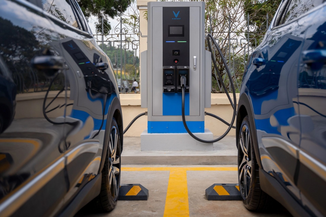 Ô tô điện tiếp tục được miễn lệ phí trước bạ thêm 2 năm Ô tô điện tiếp tục được miễn lệ phí trước bạ thêm 2 năm