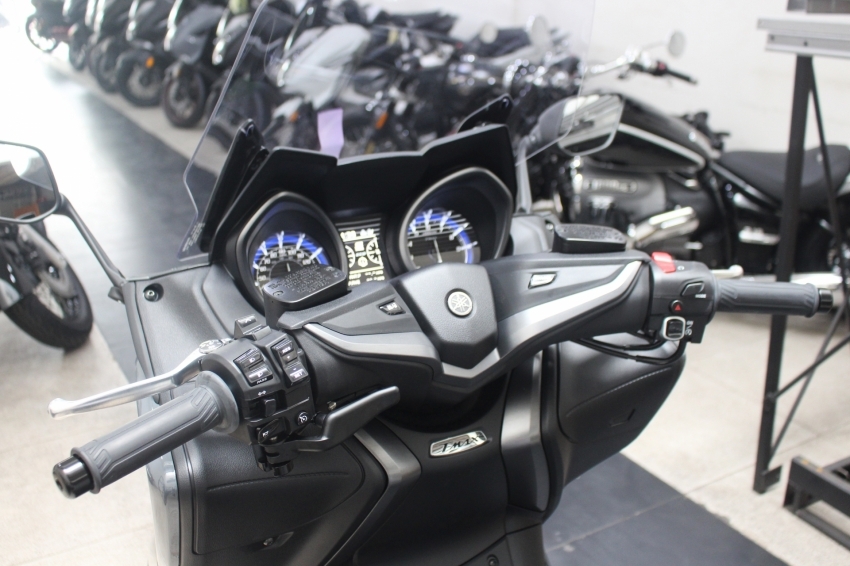 Yamaha TMax 560 về Việt Nam, đấu Kymco AK550