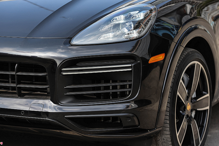Cận cảnh Porsche Cayenne Turbo 2020, giá hơn 10 tỷ tại Việt Nam