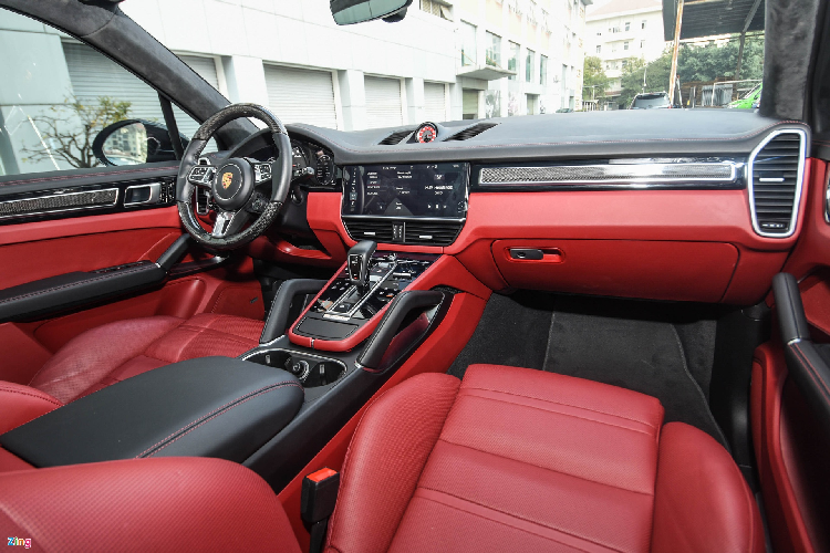 Cận cảnh Porsche Cayenne Turbo 2020, giá hơn 10 tỷ tại Việt Nam