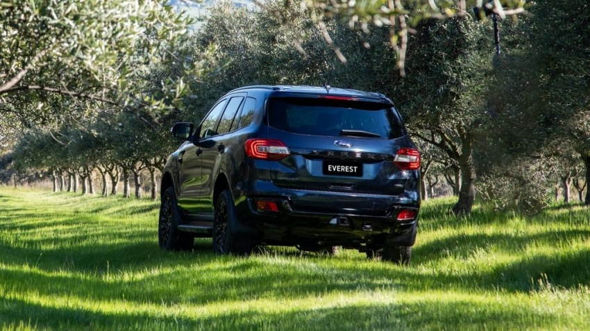 Ford Everest Sport 2021 sắp ra mắt tại Việt Nam Ford Everest Sport 2021 sắp ra mắt tại Việt Nam