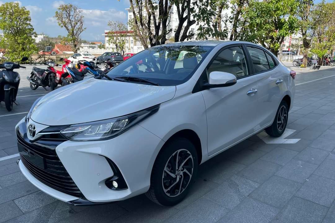 Toyota Vios 2021 về đại lý, giá tăng 10 triệu?