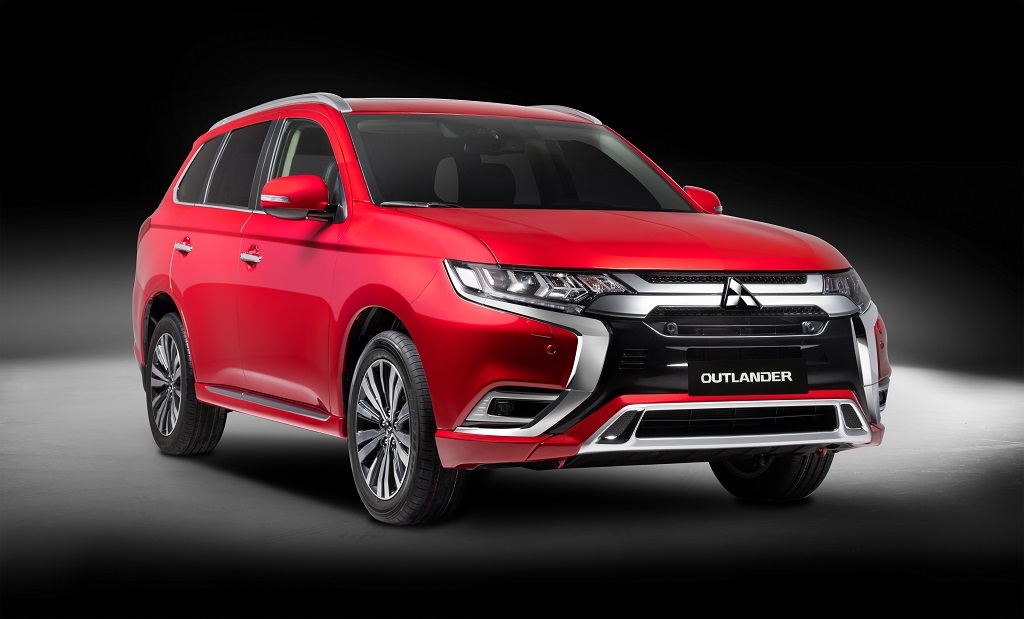 Mitsubishi Outlander 2022 thêm trang bị, giữ nguyên giá bán