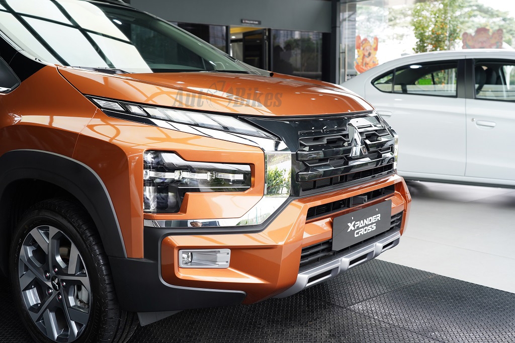 Mitsubishi Xpander Cross 2023 giá từ 698 triệu đồng tại Việt Nam Mitsubishi Xpander Cross 2023 giá từ 698 triệu đồng tại Việt Nam