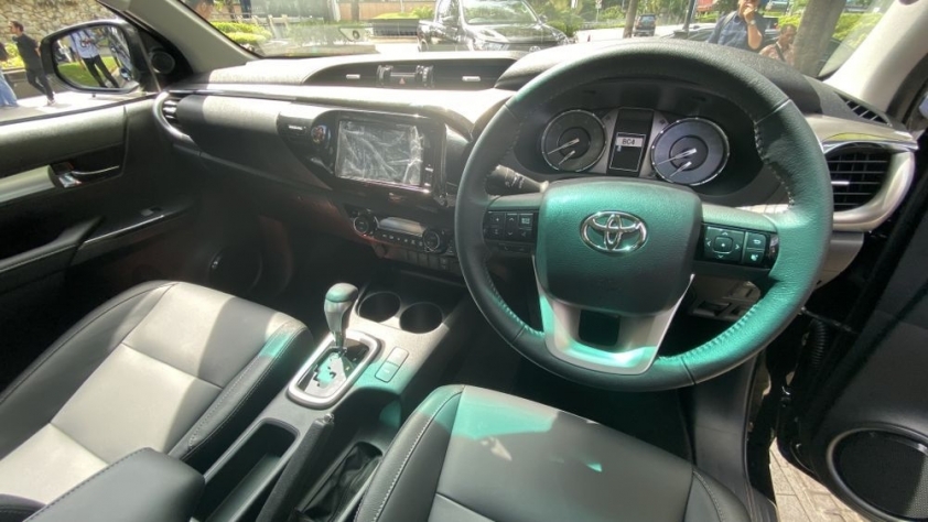 Toyota Hilux 2024 ra mắt thị trường Indonesia