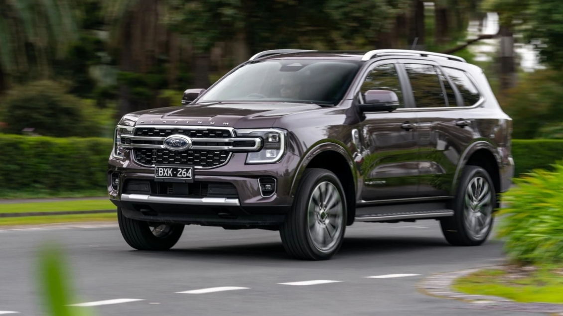 Ford Everest Platinum sắp ra mắt Việt Nam