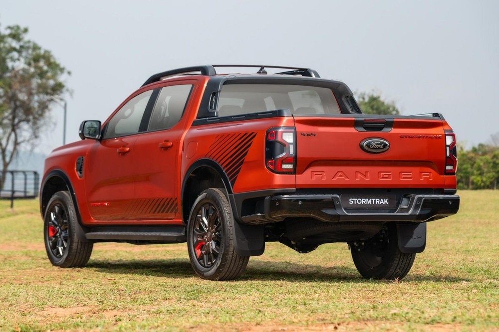 Ford Ranger Stormtrak sắp về Việt Nam có gì nổi bật? Ford Ranger Stormtrak sắp về Việt Nam có gì nổi bật?