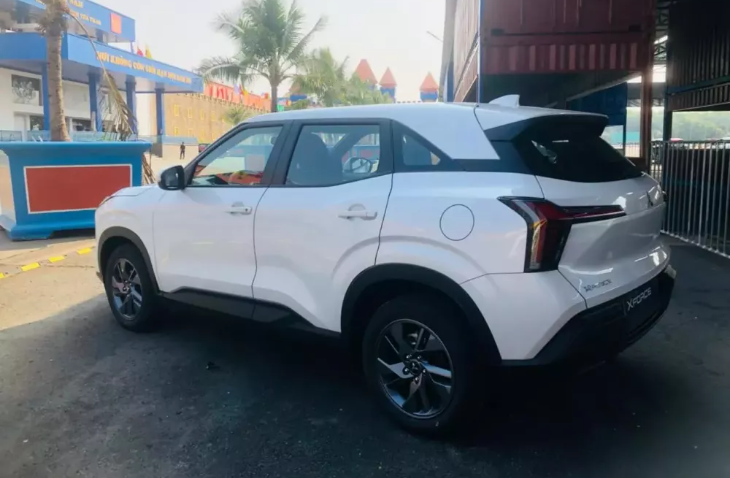 Cận cảnh Mitsubishi Xforce bản Tiêu chuẩn vừa về Việt Nam