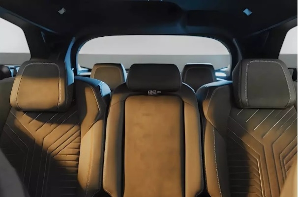 Peugeot 5008 2024 lộ thiết kế nội thất, dự kiến ra mắt tháng sau