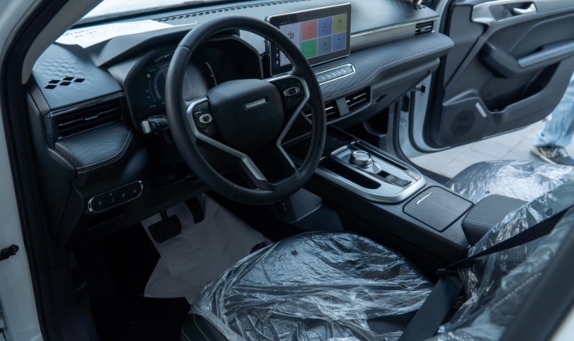 Haval Jolion có giá bán từ 695 triệu đồng