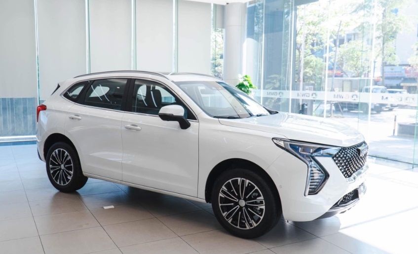 Loạt ô tô Trung Quốc mới ra mắt đã giảm giá,