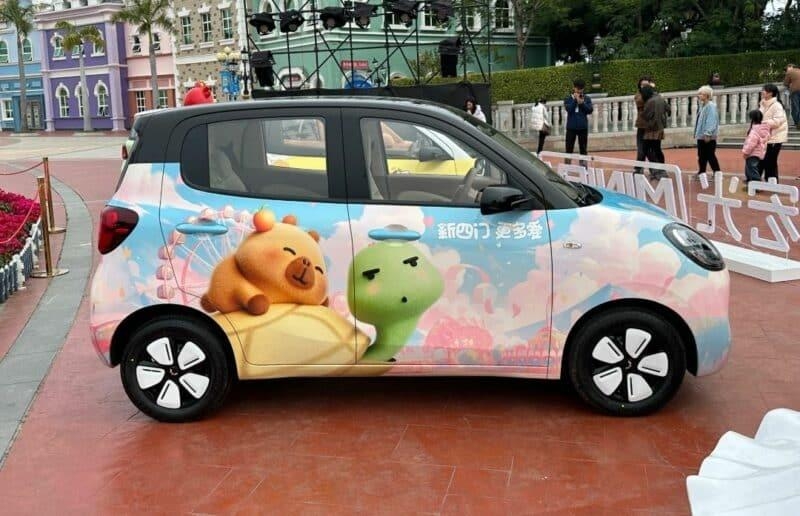 Cận cảnh Wuling Hongguang Mini EV bản 5 cửa, giá quy đổi từ 150 triệu đồng