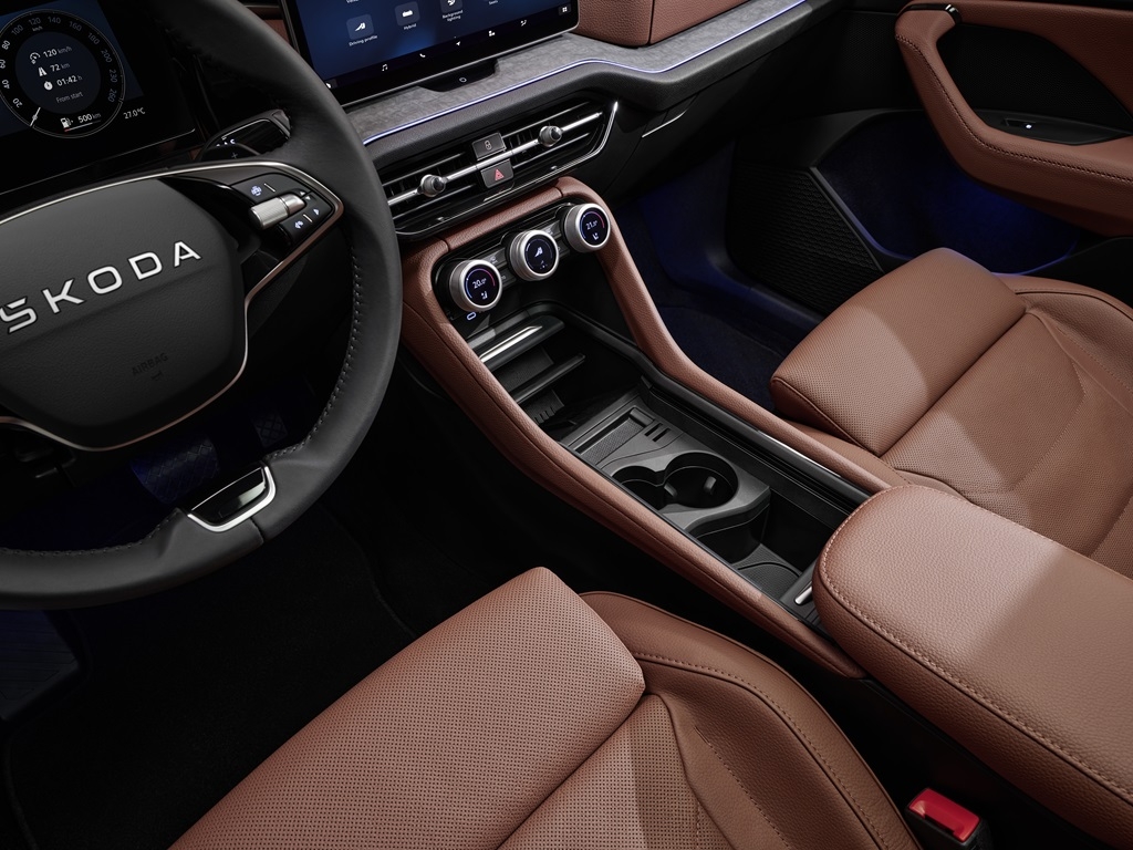 Skoda Kodiaq 2025 ra mắt Việt Nam, giá từ 1,45 tỷ đồng Skoda Kodiaq 2025 ra mắt Việt Nam, giá từ 1,45 tỷ đồng