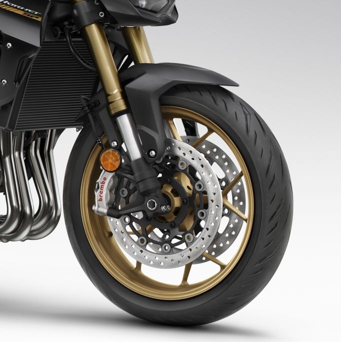 Honda CB1000 Hornet có giá 340 triệu đồng tại Việt Nam