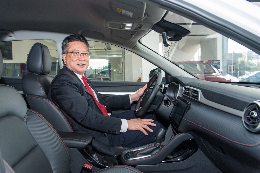 MG ZS Smart Up STD+ vừa ra mắt, có gì để đấu Kia Seltos?