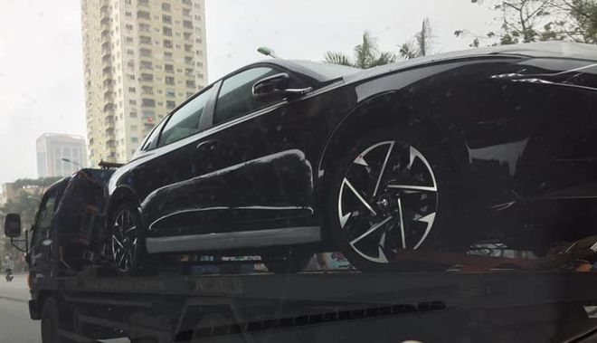 Hyundai Grandeur bất ngờ lộ diện tại Việt Nam