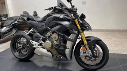 Ducati Streetfighter V4 S Stealth đầu tiên tại Việt Nam, đội giá gần 500 triệu.