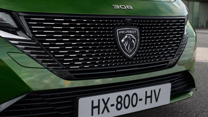 Soi chi tiết Peugeot 308 2021 vừa ra mắt, có logo mới
