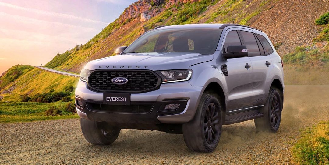 Ford Everest giảm giá 80 triệu đồng tại đại lý