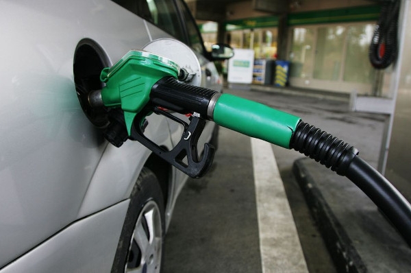 Một số mẹo tiết xăng, dầu ô tô khi giá nhiên liệu tăng cao