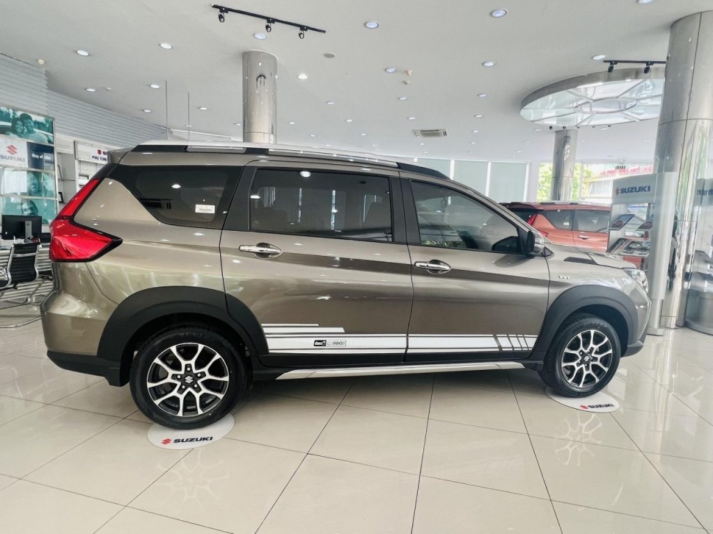 Suzuki XL7 2022