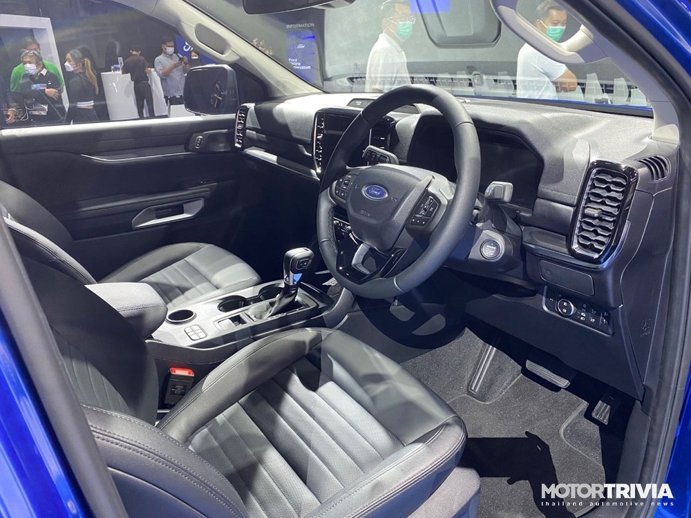 Ford Everest 2022 tại Thái Lan